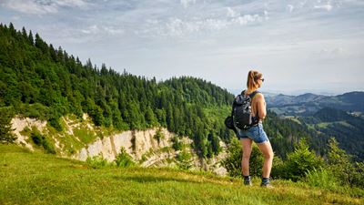 A woman hiking in the Napf region.