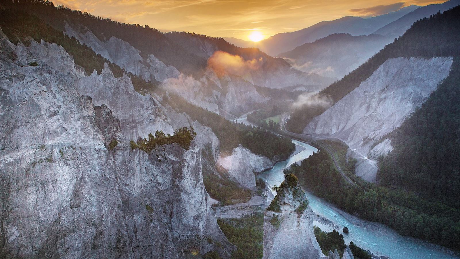 Le soleil se couche sur les gorges du Rhin. © Flims I Gaudenz Danuser