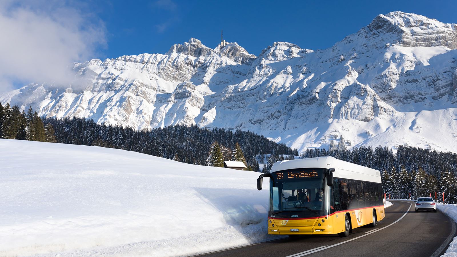 On the journey from Schwägalp to Urnäsch – in the background of the Säntis.