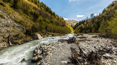 La vallée de Calfeisen en été